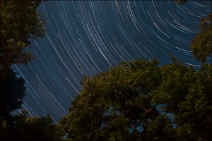 star-trails_build_cottage-haliburton_wide_01-flat